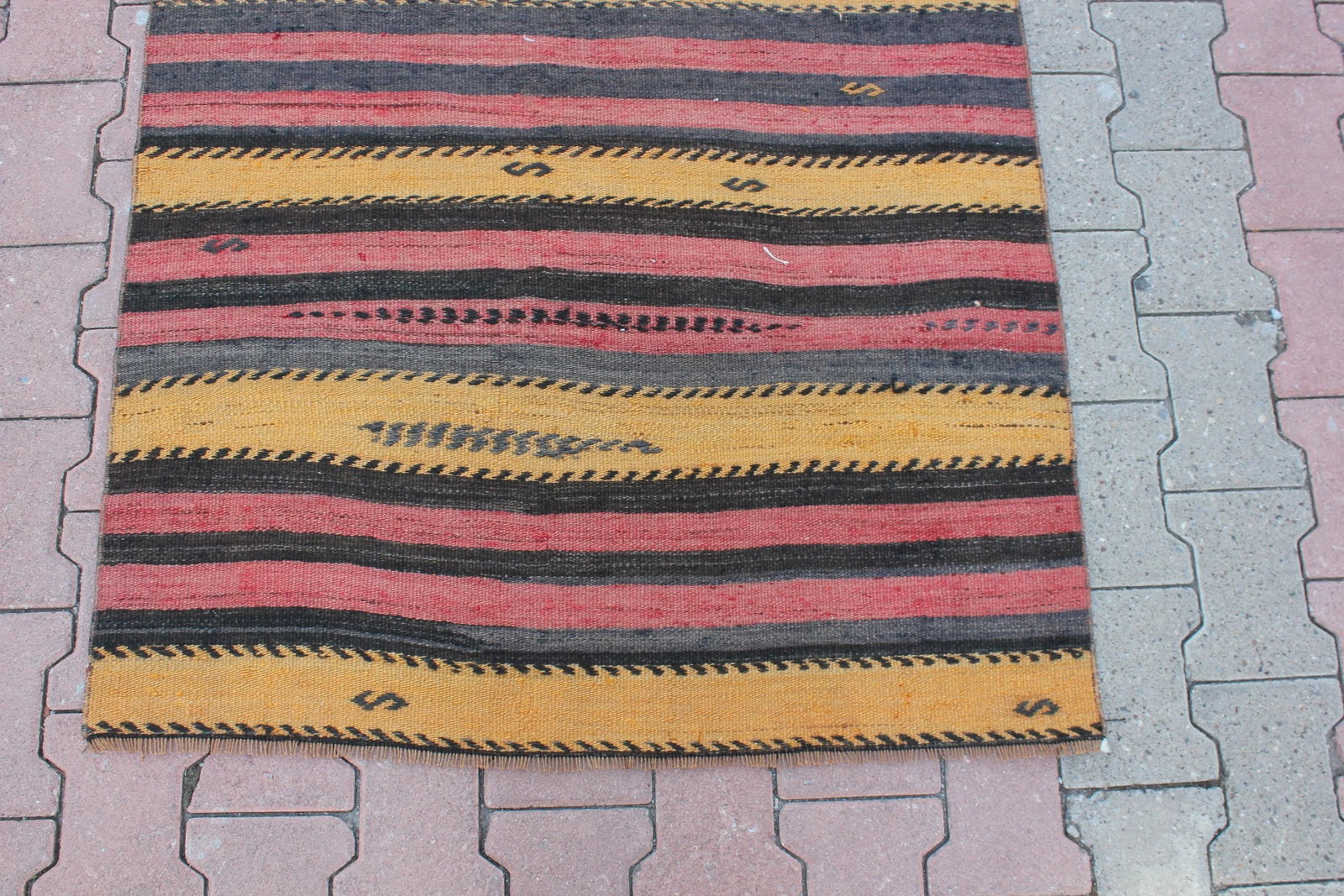 1960s Vintage Turkish Cabin Style Cappadocia Hand Knotted Striped Design Kilim Rug - 6