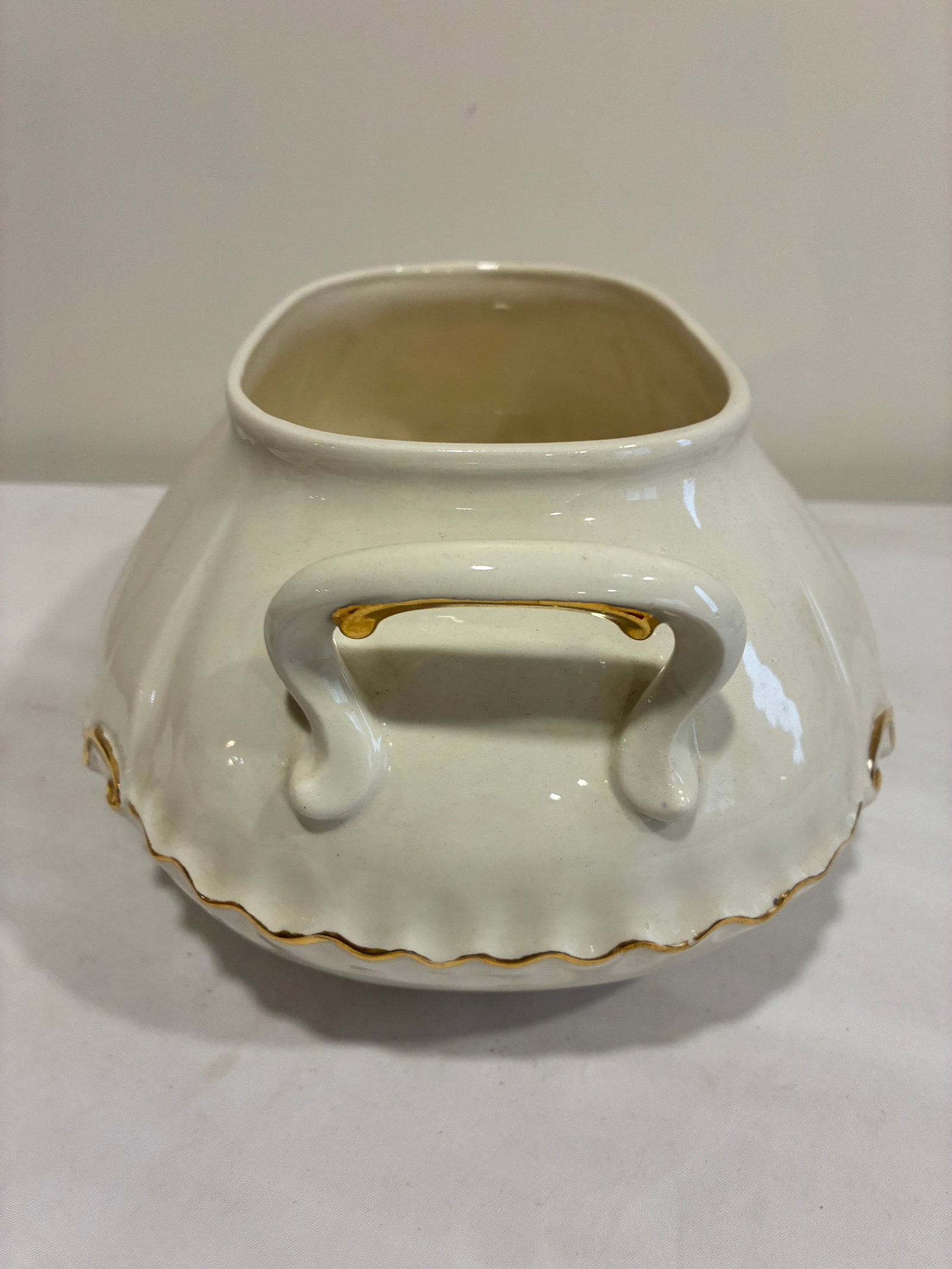 Vintage Ceramic Soup Tureen With Gold Trim and Ladle - 2