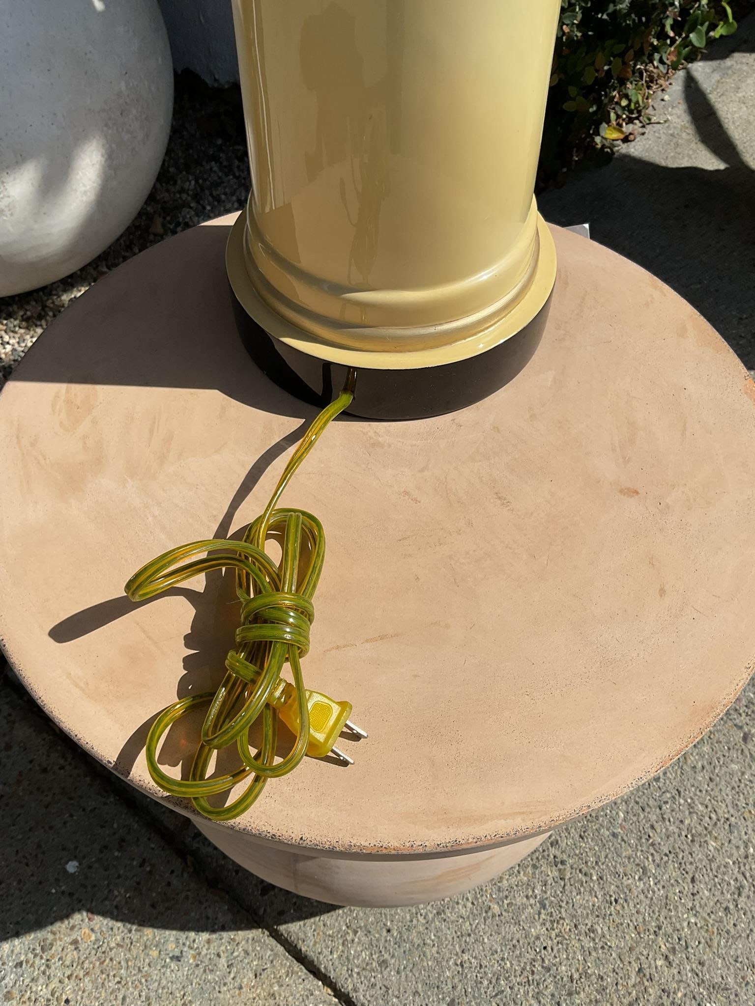 Vintage Greek Key Gold Leaf Column Table Lamp - 10