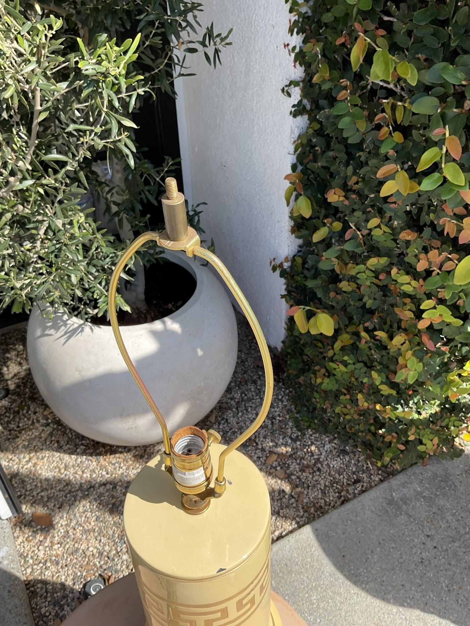 Vintage Greek Key Gold Leaf Column Table Lamp - 14
