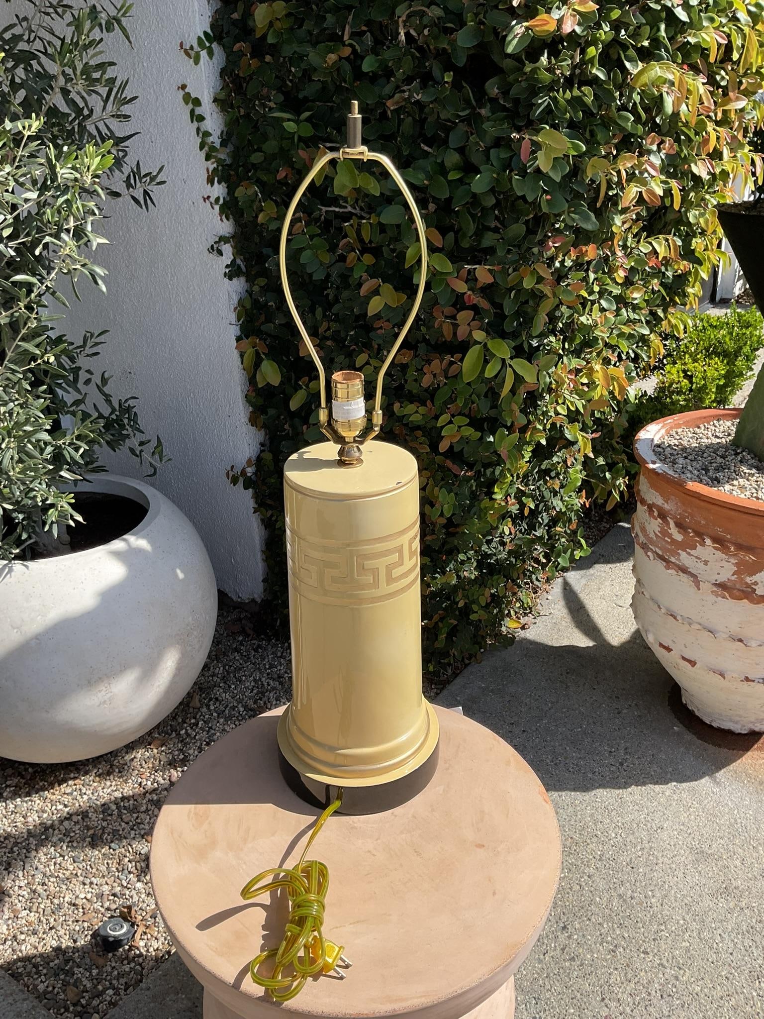 Vintage Greek Key Gold Leaf Column Table Lamp - 8