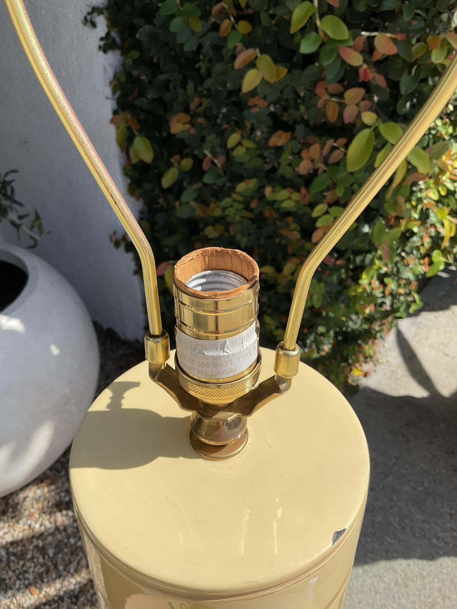 Vintage Greek Key Gold Leaf Column Table Lamp - 9