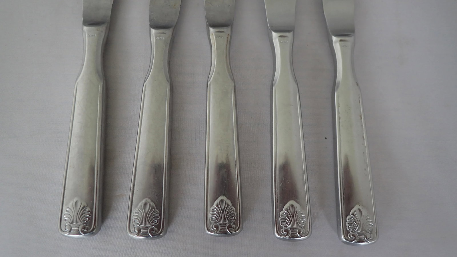 Stainless Steel Shell Design Dinner Knives S/5 - 4