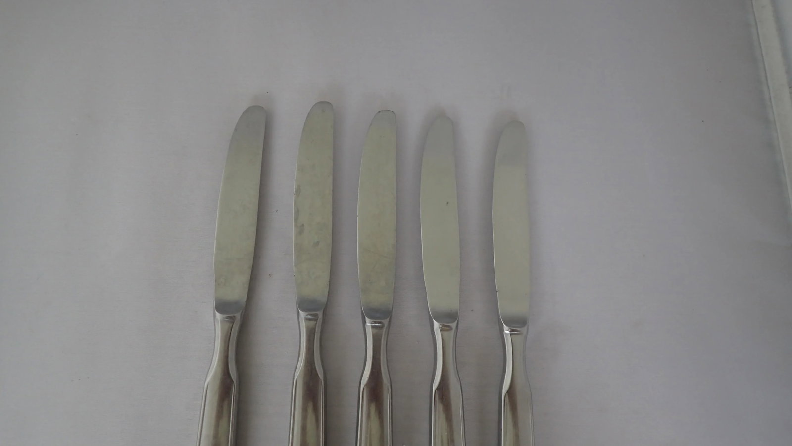Stainless Steel Shell Design Dinner Knives S/5 - 7