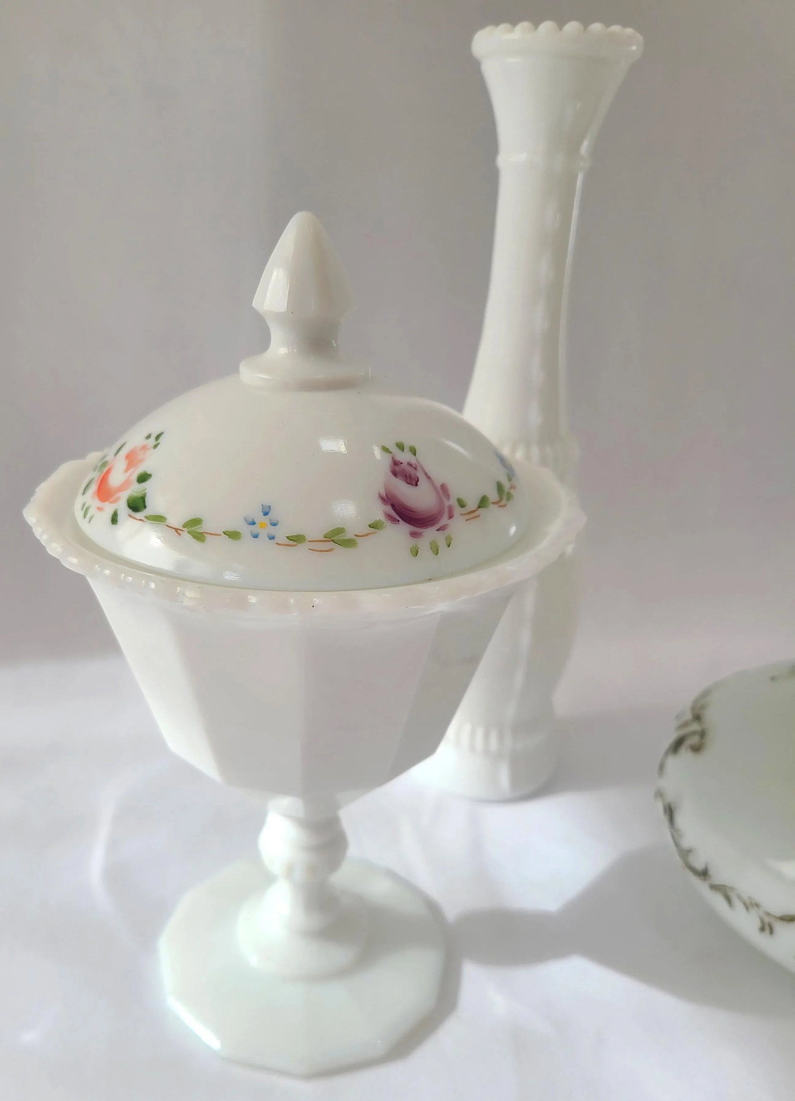 Early 20th Century Hand-Painted Milk Glass Set- 3 Pieces - 2