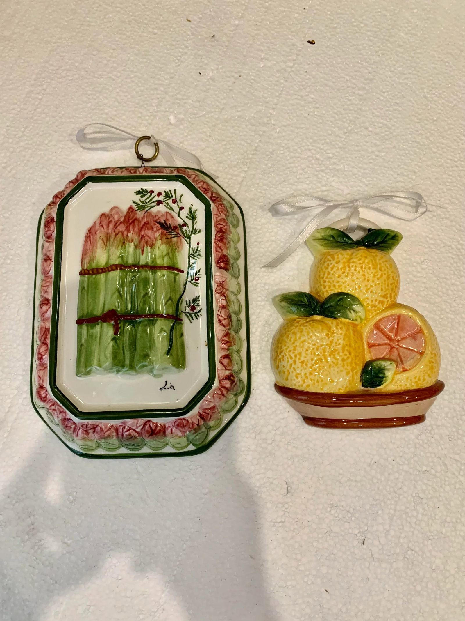 2000s Asparagus & Citrus Ceramic Mold/Wall Decor- Set of 2 - 11