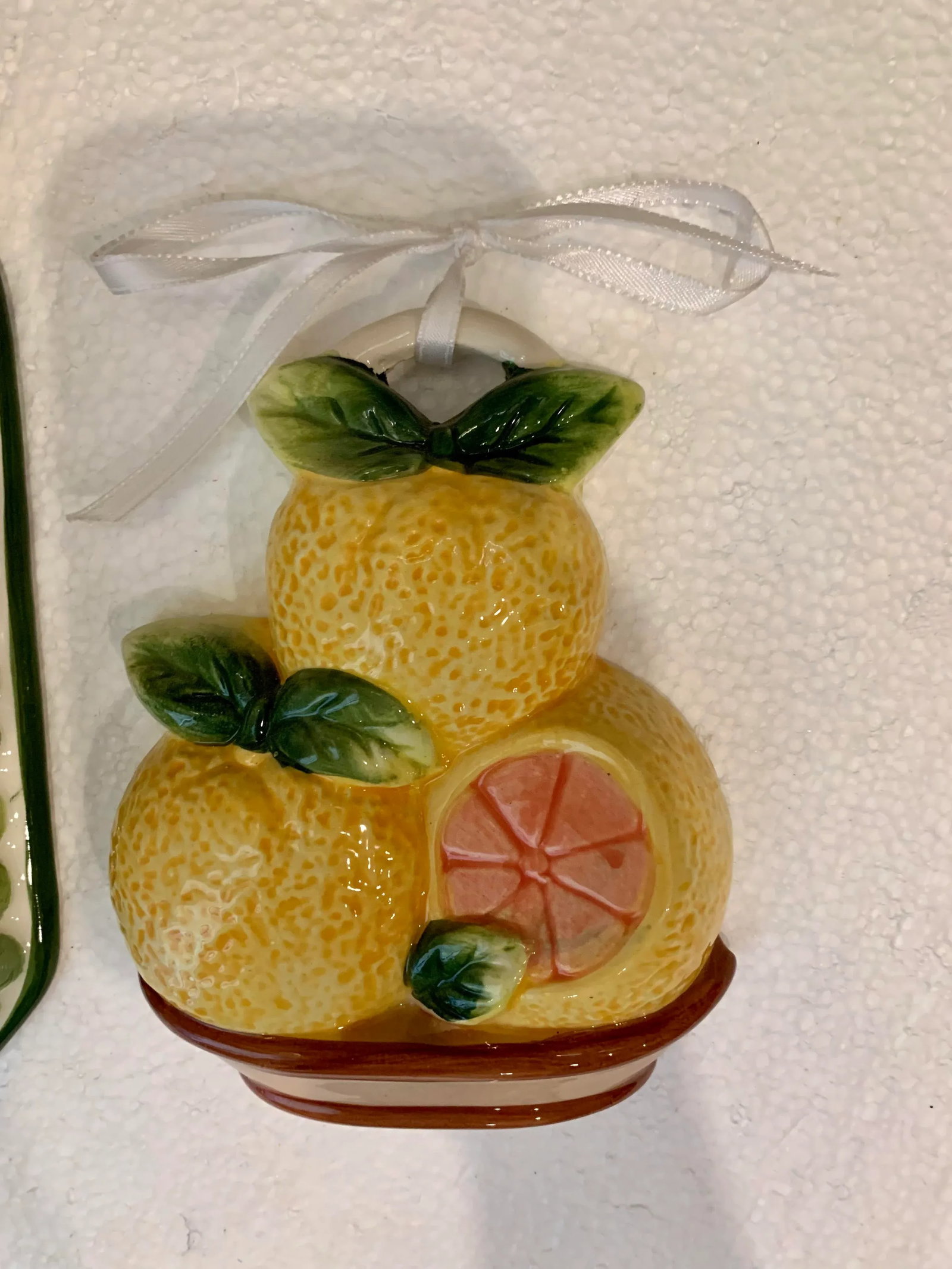 2000s Asparagus & Citrus Ceramic Mold/Wall Decor- Set of 2 - 5
