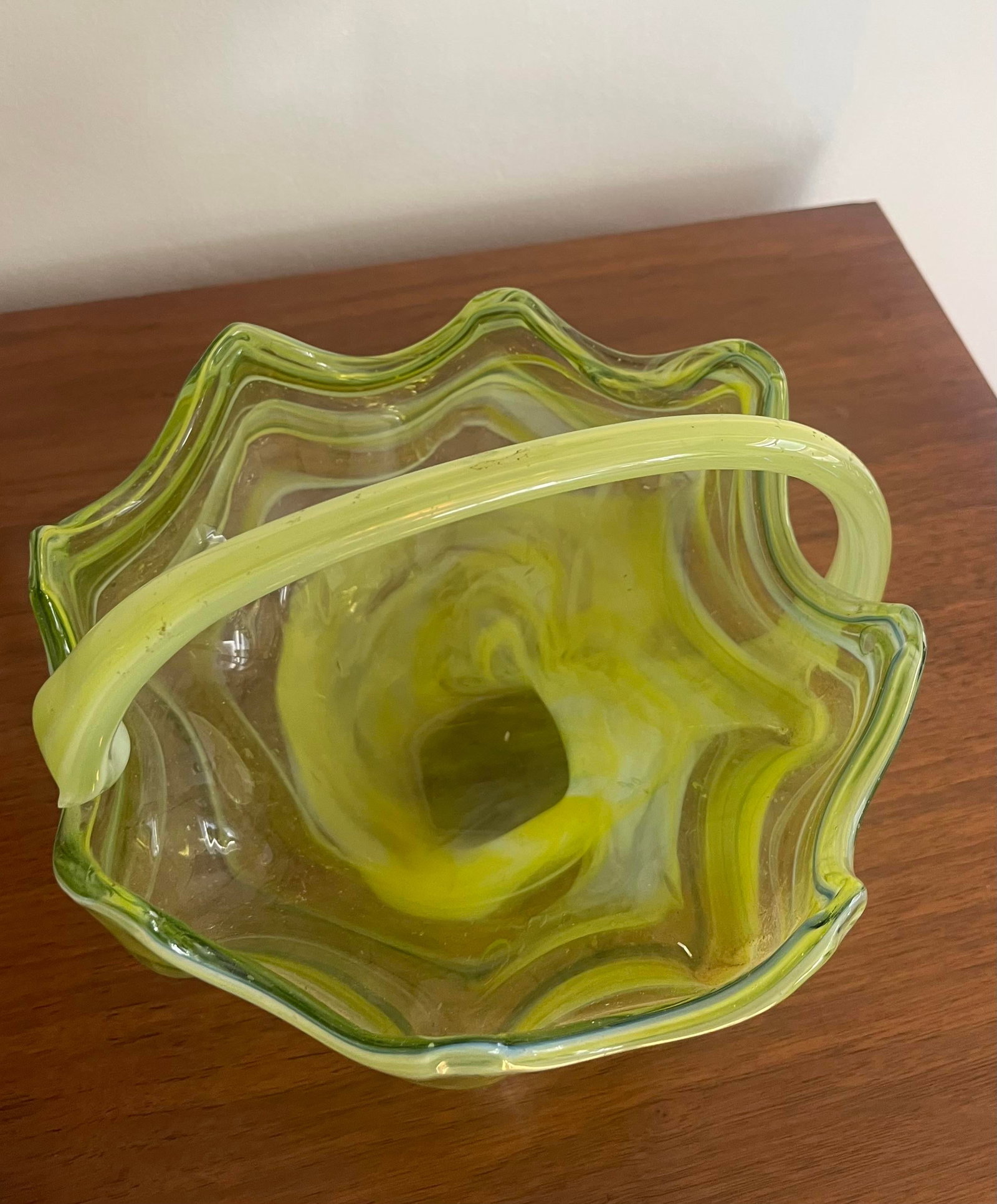 Vintage Murano Attributed Glass Basket - 5