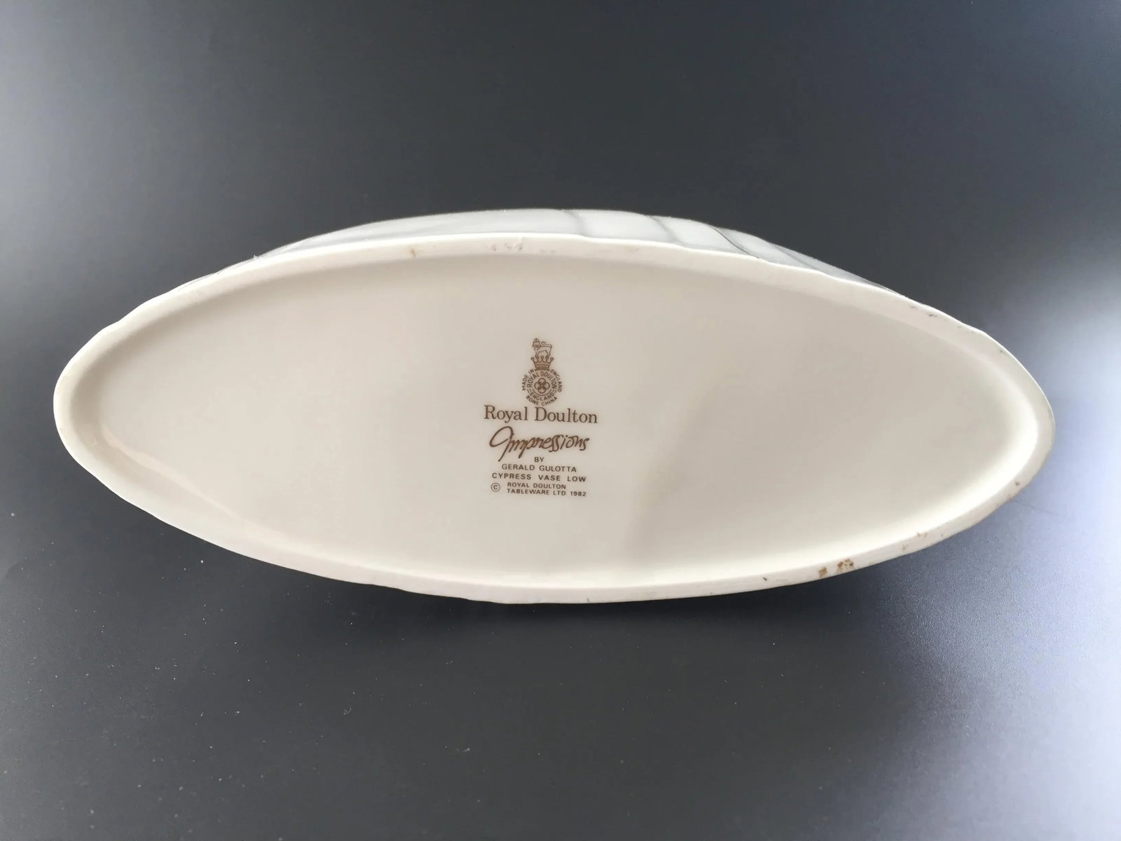 Vintage Royal Doulton Impressions Low Cypress Vase by Gerald Gulotta - 7