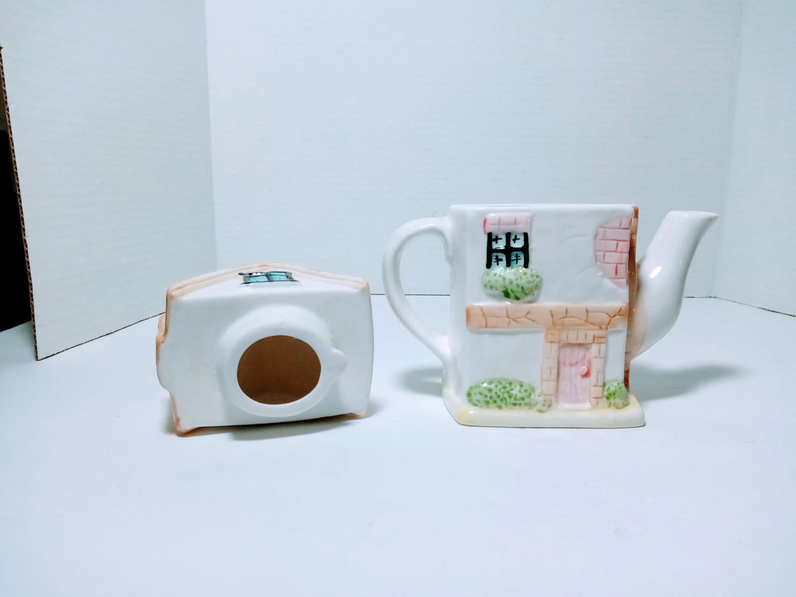 Vintage Ceramic Teapot - 3