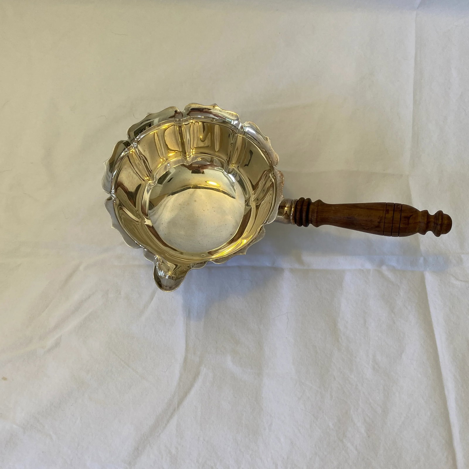 Vintage Silver Plate Sauce Bowl With Spout and Wooden Handle - 2