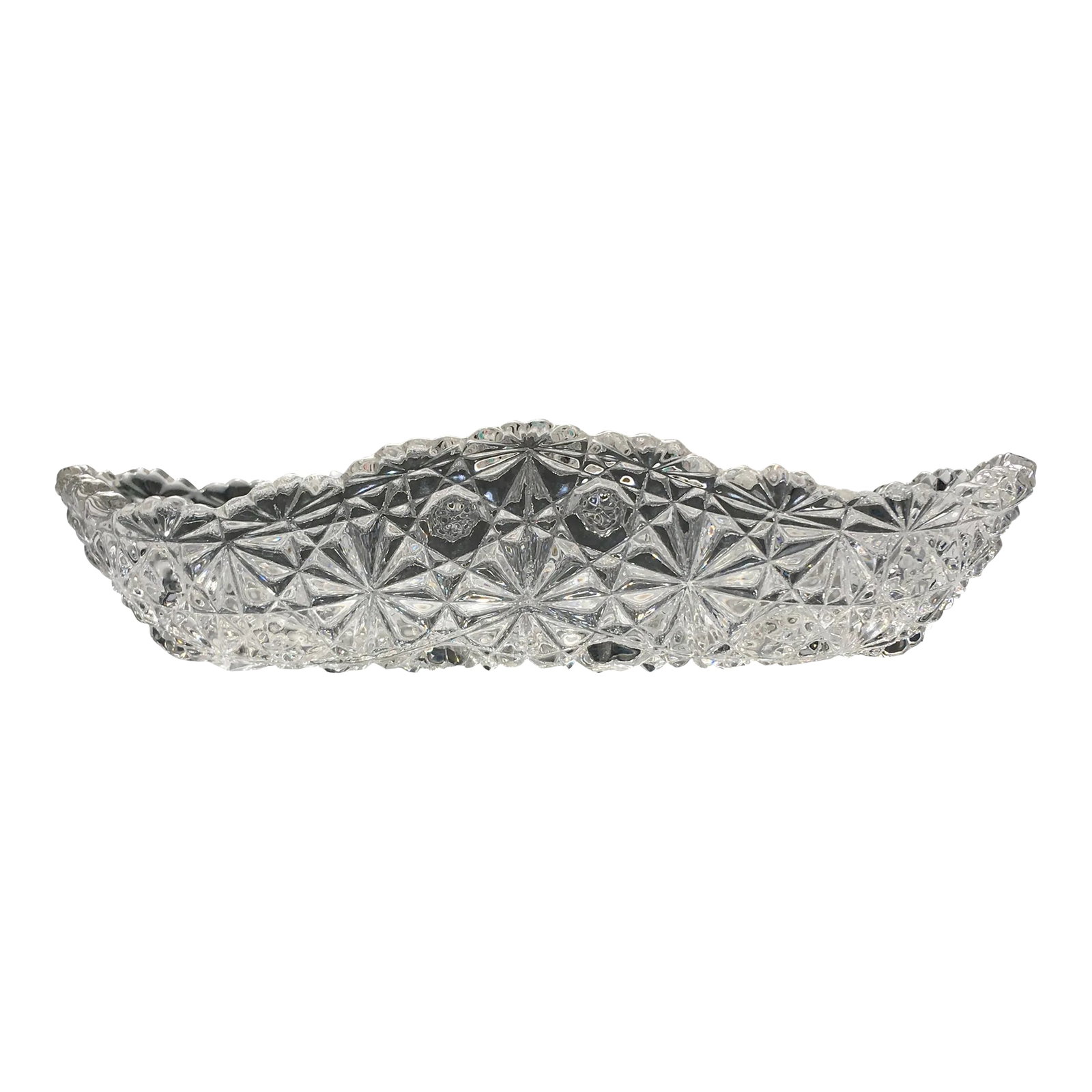 Early 20th Century Daisy Button Pattern Trinket Dish: A beautiful cut glass rolled edge trinket dish in excellent condition. Ships within 1-2 days using USPS. All items packed with care. Please contact us with any questions. Arrives within 2-5 business