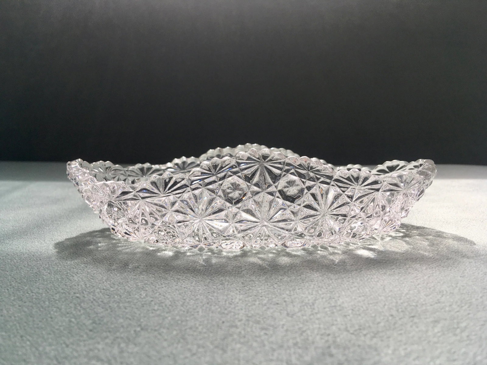 Early 20th Century Daisy Button Pattern Trinket Dish - 2