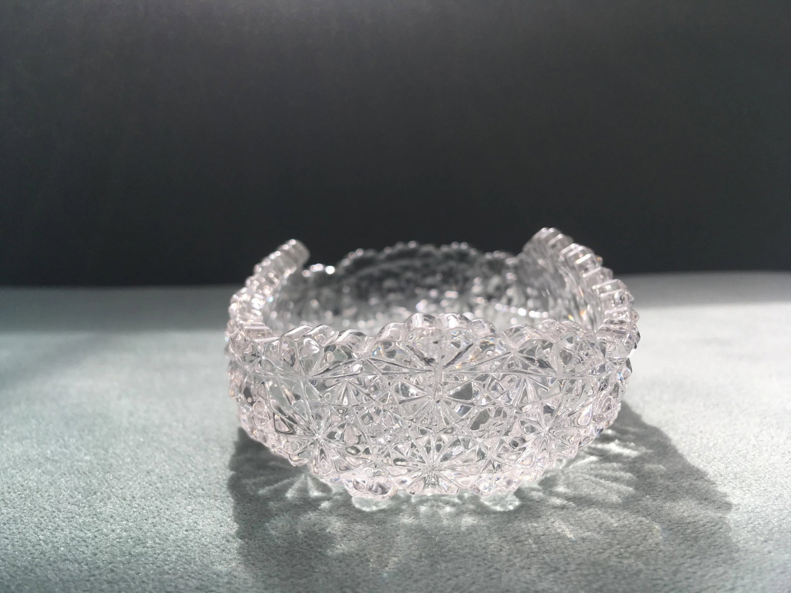 Early 20th Century Daisy Button Pattern Trinket Dish - 4