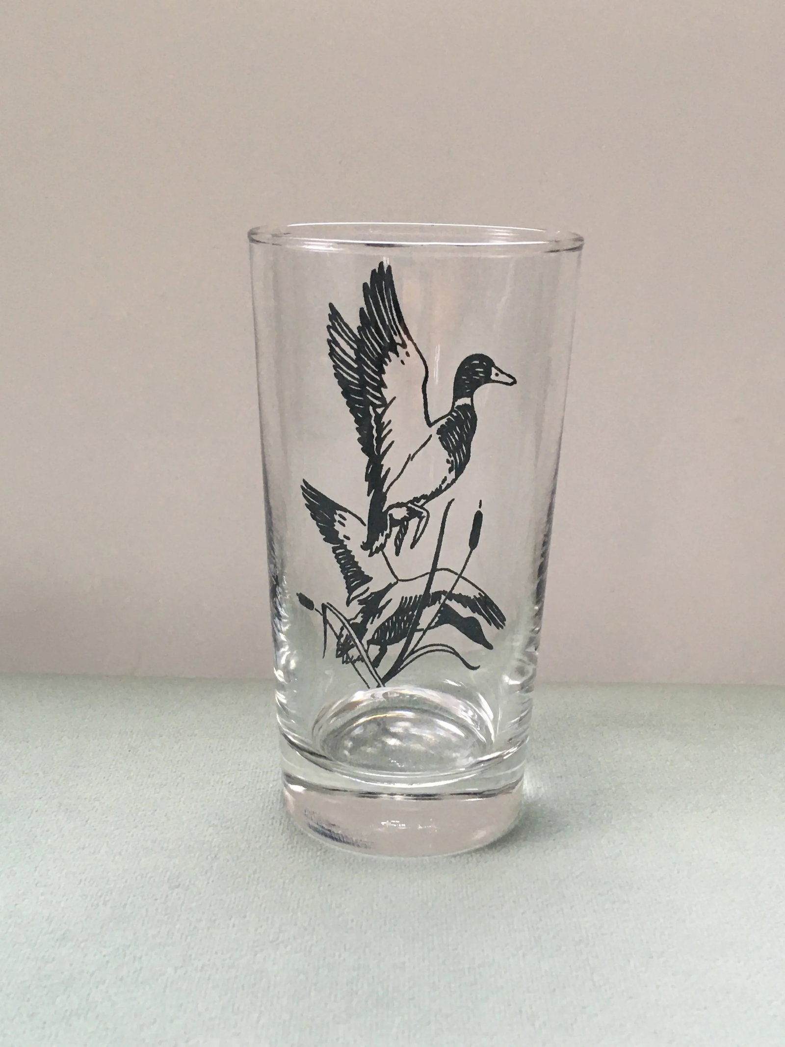 1960's Libbey Black Duck Pressed Glass Tumblers- Set of 5 - 3