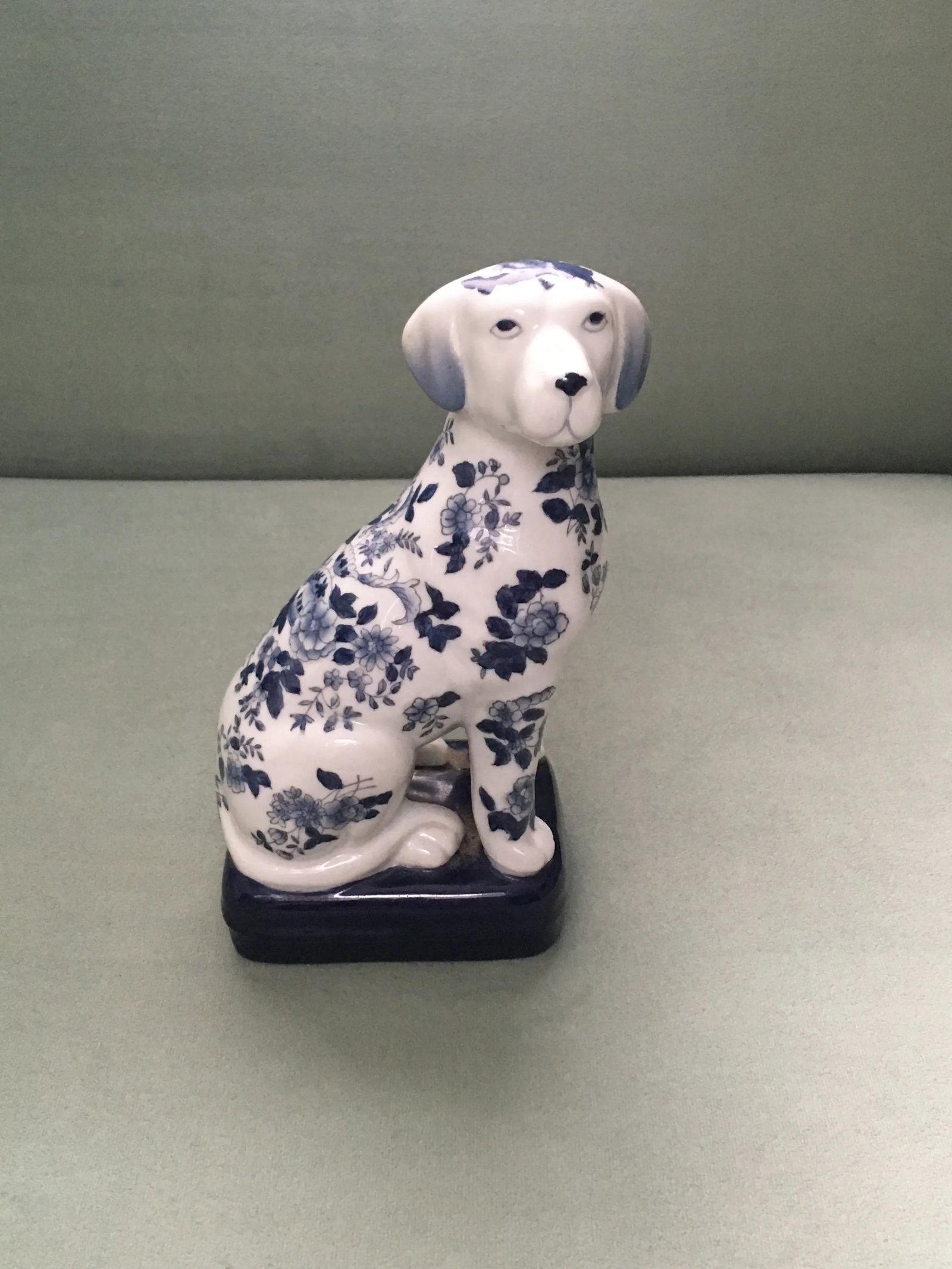 Vintage Mid 20th Century Blue & White Floral China Dog - 9