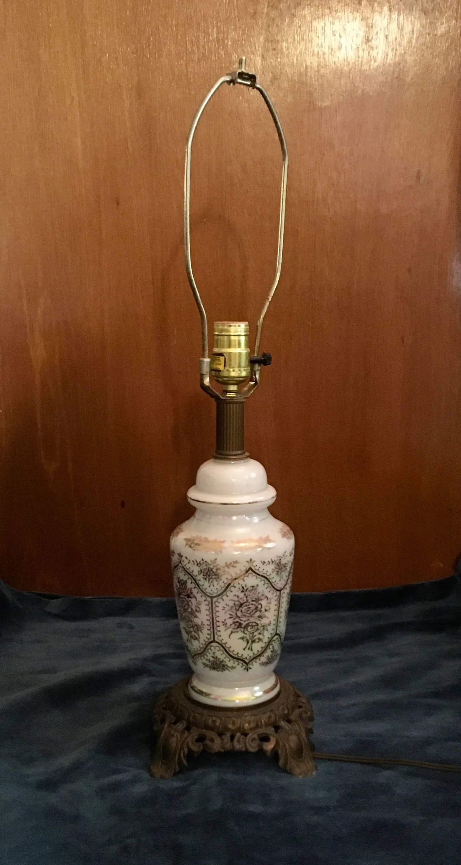 Vintage Mid 20th Century Gold Scrollwork Iridescent Phoenix Glass Table Lamp - 13