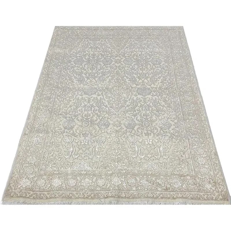 2010s Handwoven Persian Tabriz Style Area Rug 4'1'' X 6'3'' - 2
