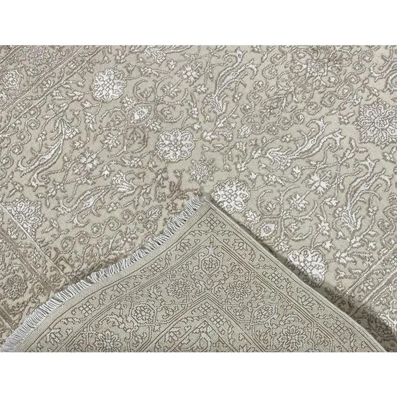2010s Handwoven Persian Tabriz Style Area Rug 4'1'' X 6'3'' - 3