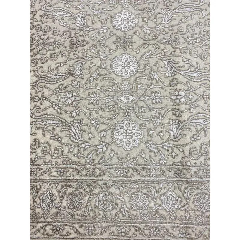 2010s Handwoven Persian Tabriz Style Area Rug 4'1'' X 6'3'' - 9