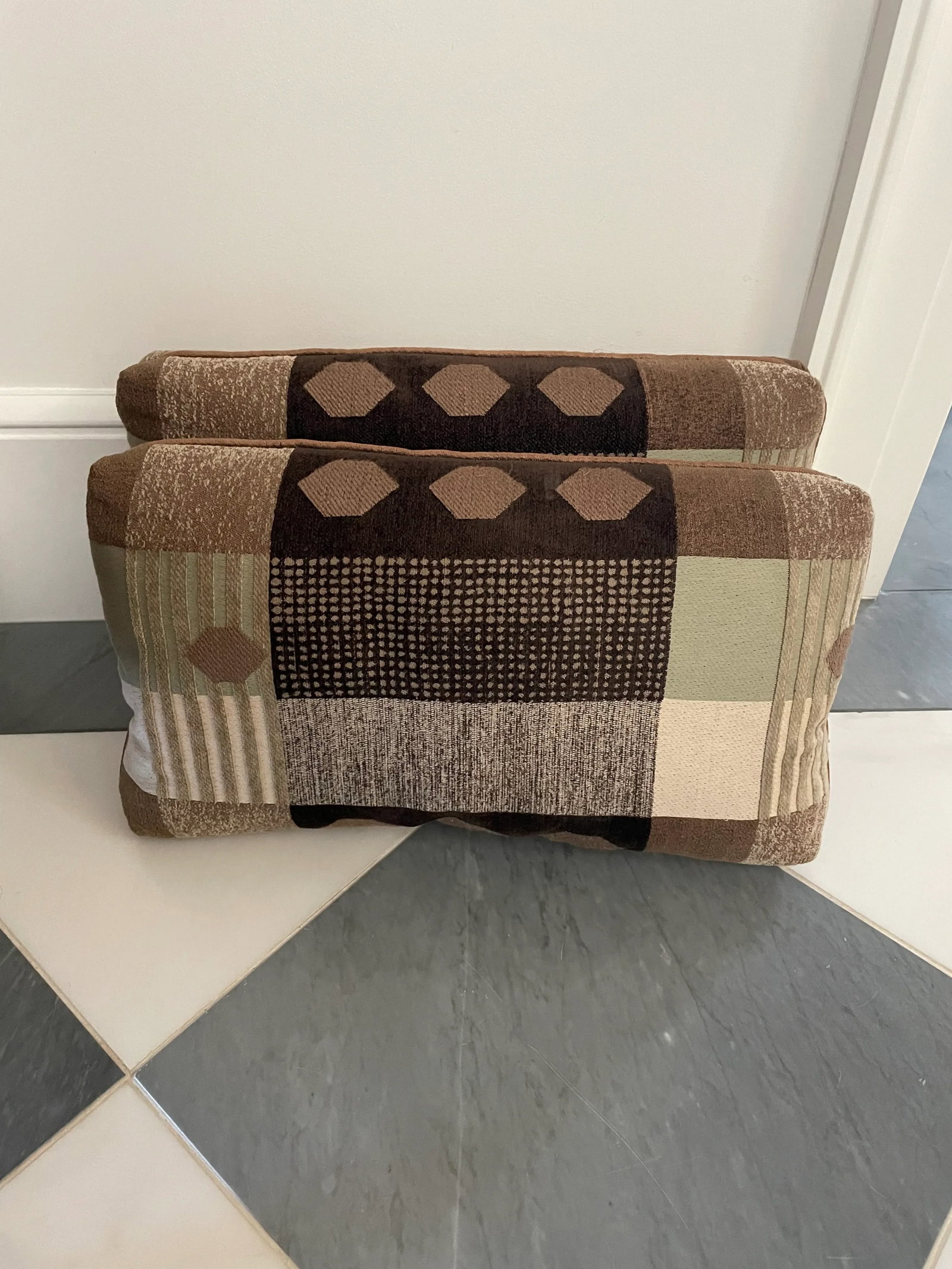 Pair of Vintage Kidney Pillows - 8