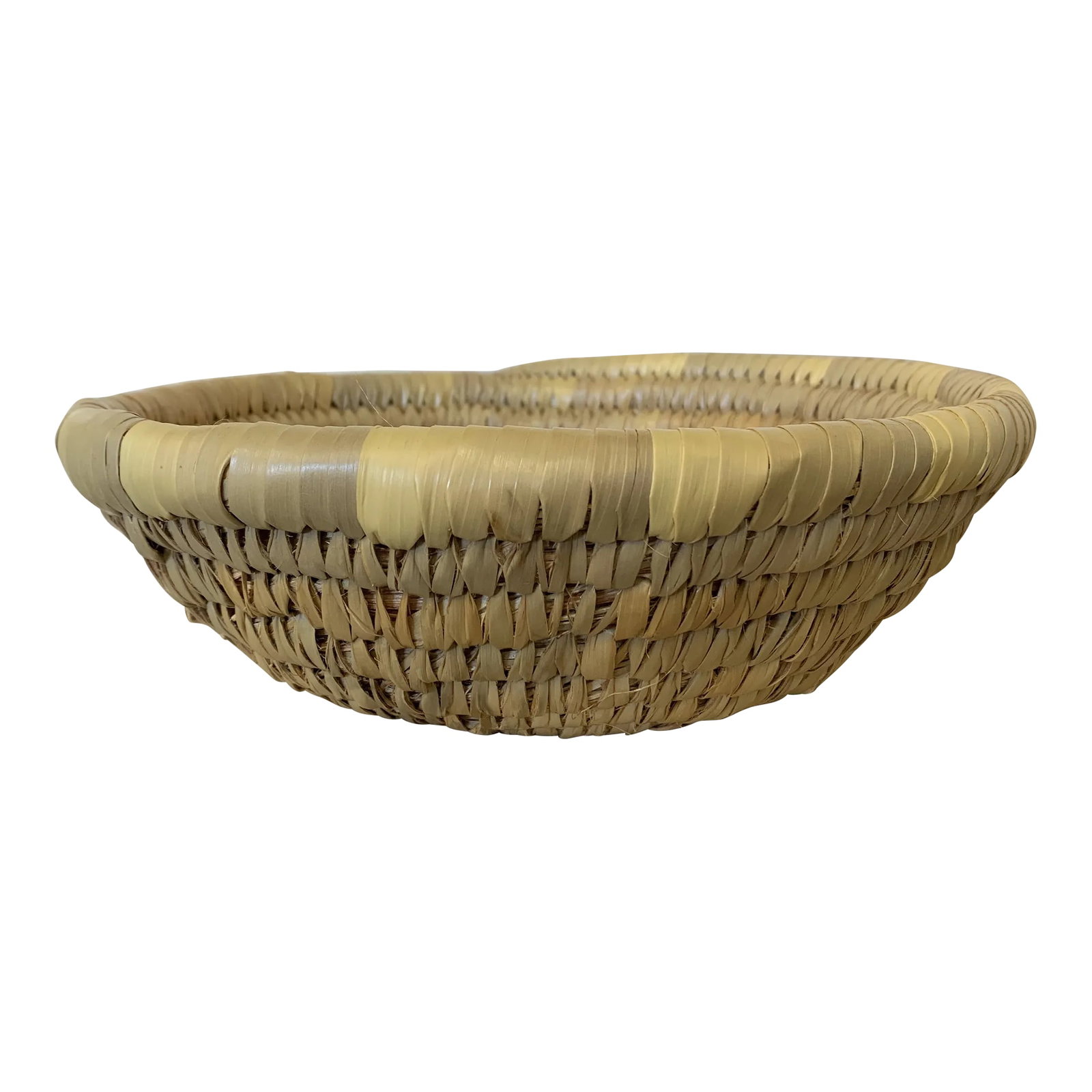 Kaisa Grass Weaved Basket Bowl: Kaisa Grass Basket. Basket is very clean and in good condition. 9.5" in diameter and 3" tall. Condition: Alterations: Original Condition Unaltered Imperfections: Some Imperfections Condition Notes: Ex