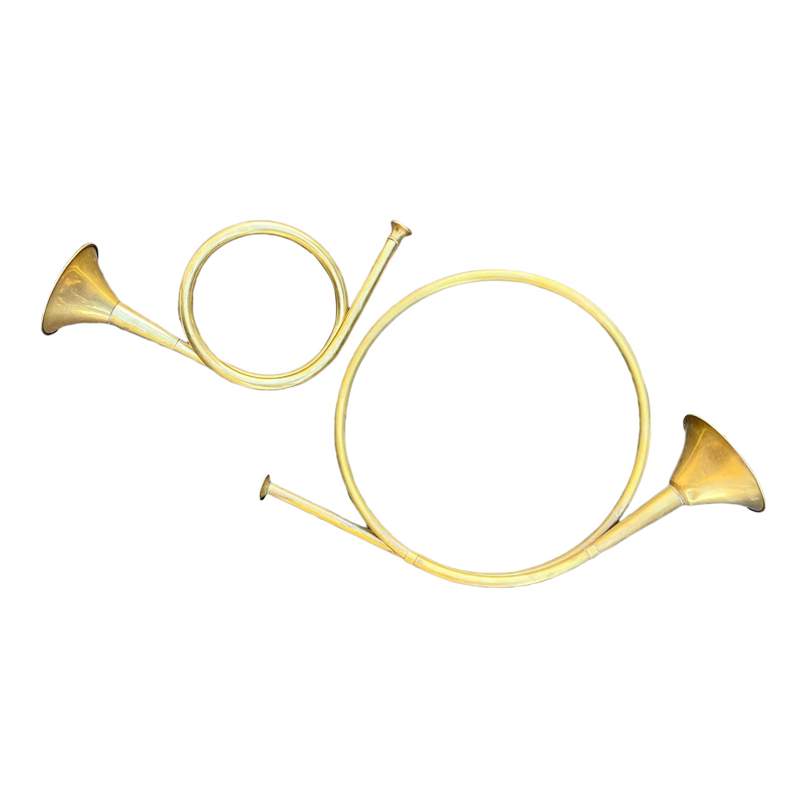 1980s Vintage Holiday Brass Horn Decor, Set of 2: Set of two vintage brass horns to add a festive feel to any tablescape, to add into a wreath, or hang inside or outside near the entry to signal the holiday season. Smaller: 14"W x 3.75"D x 6.25"H