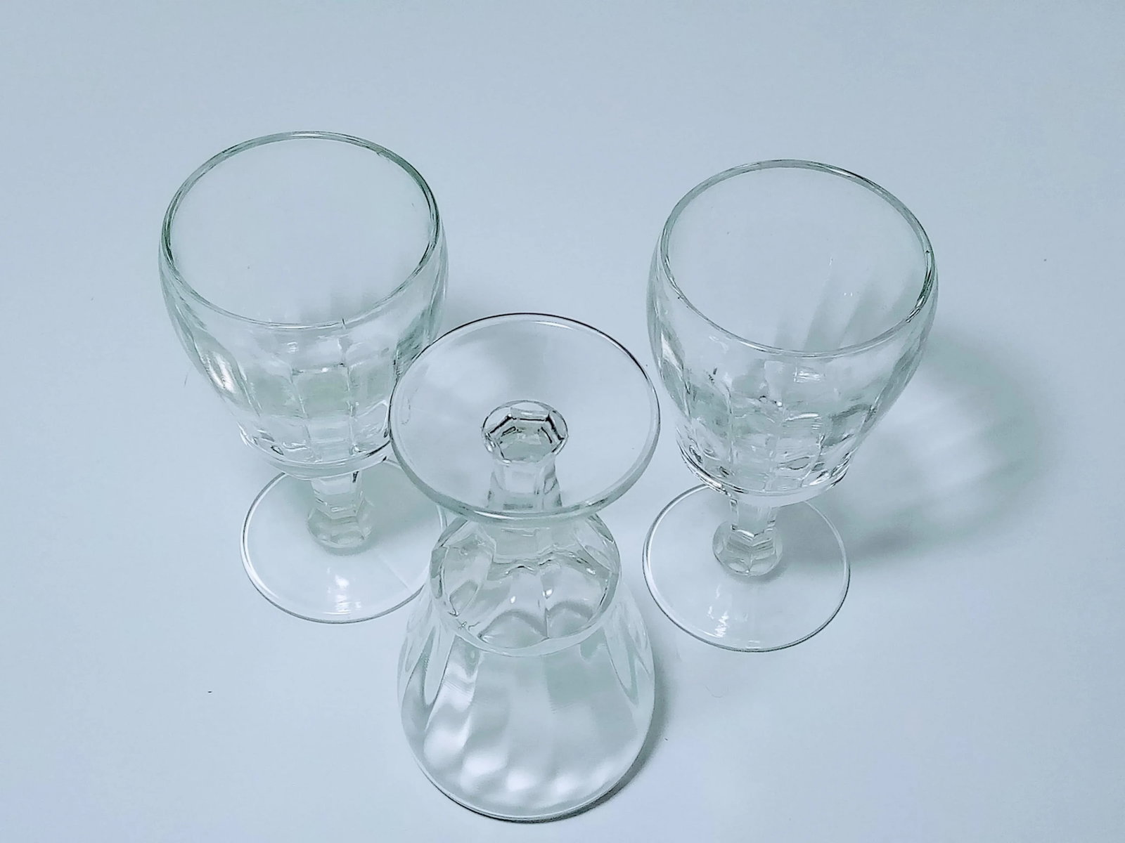 1950s Vertical Optic Tulip Design Cordial Glasses- Set of 3 - 3