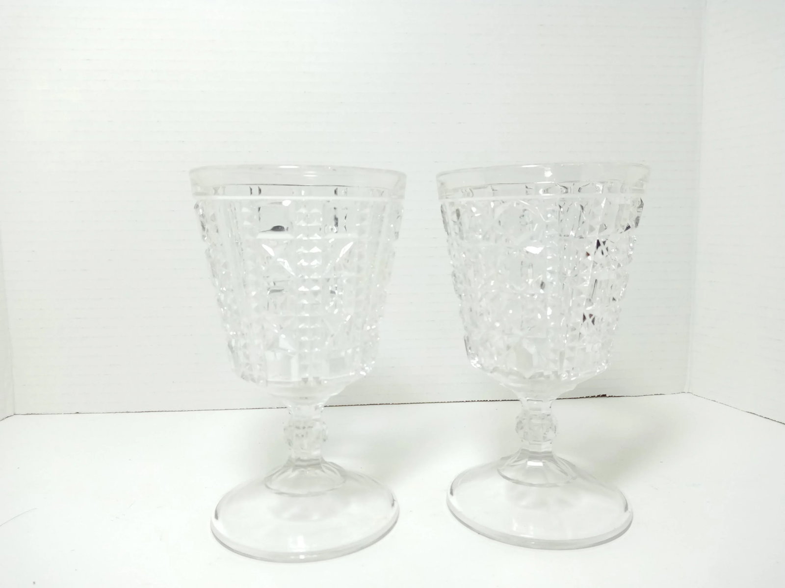 Late 19th Century Adams & Co Valencia Glass Goblets- Set of 2 - 5
