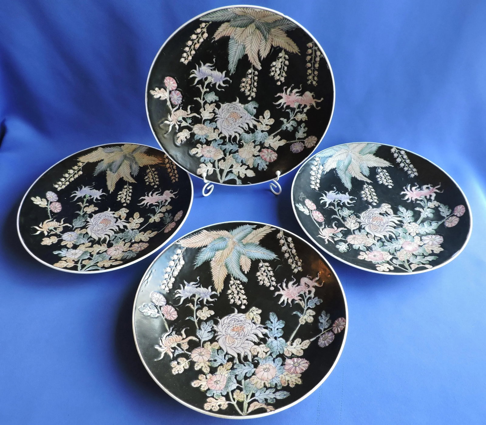 Late 20th Century Chinese Famille Noire Porcelain Hand Painted Plates Set of 4 - 11