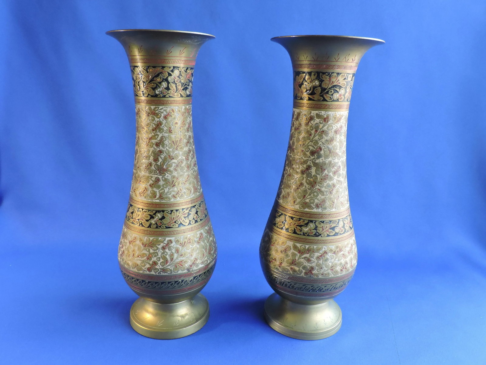 Vintage 1950s Hand Etched Black Lacquered Floral Engraved Brass Vases Made in India - a Pair - 2