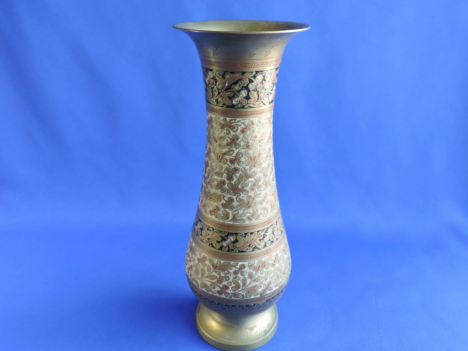 Vintage 1950s Hand Etched Black Lacquered Floral Engraved Brass Vases Made in India - a Pair - 3