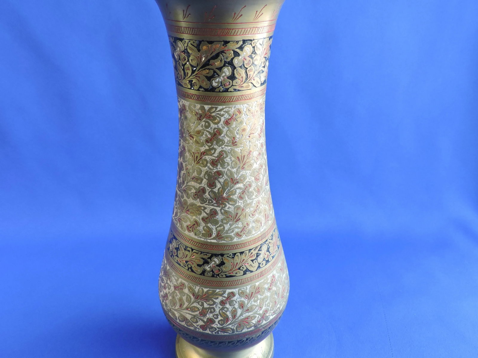 Vintage 1950s Hand Etched Black Lacquered Floral Engraved Brass Vases Made in India - a Pair - 6