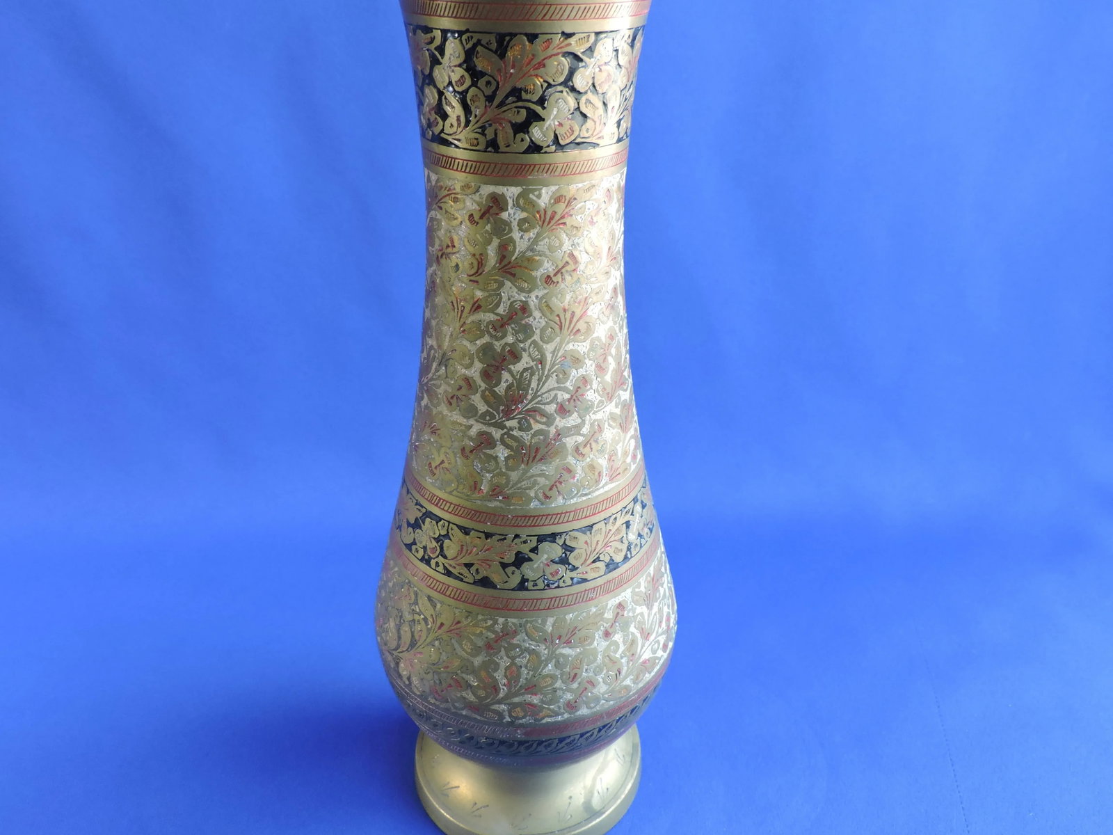 Vintage 1950s Hand Etched Black Lacquered Floral Engraved Brass Vases Made in India - a Pair - 8