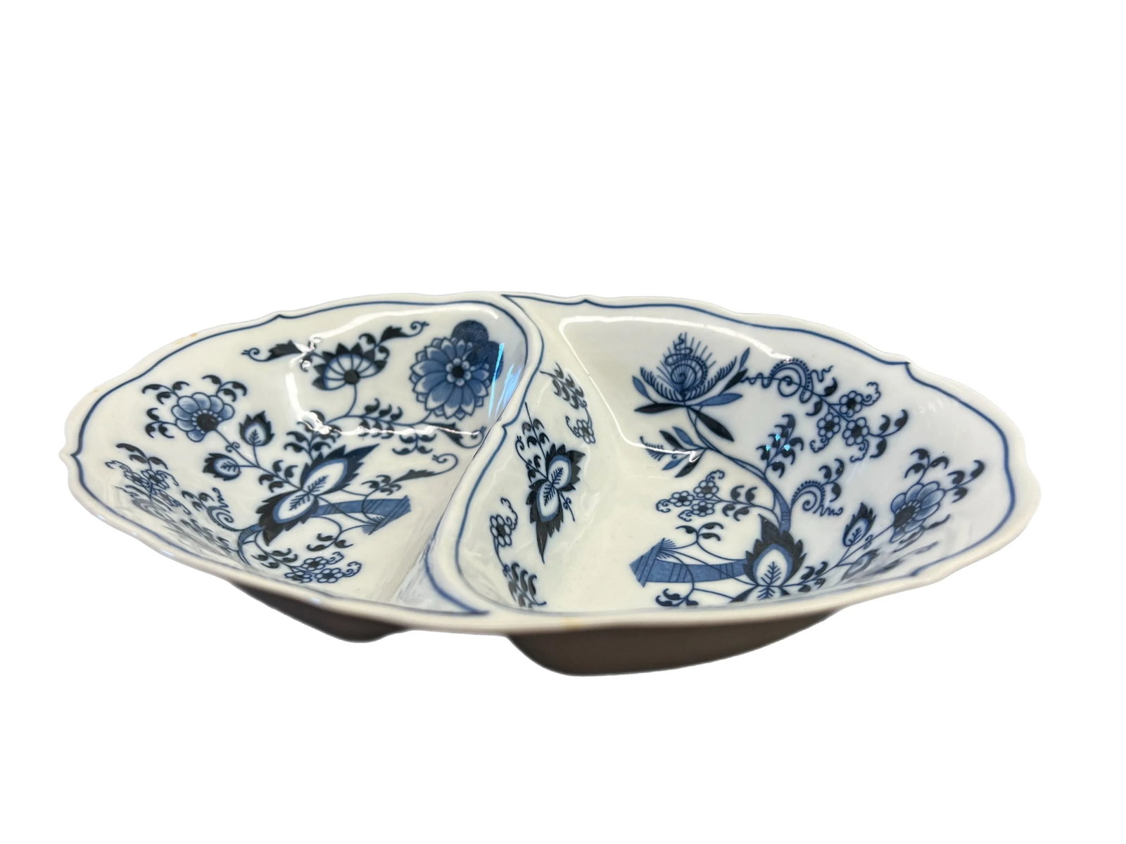 1970s Blue Danube Divided Vegetable Serving Bowl - 2