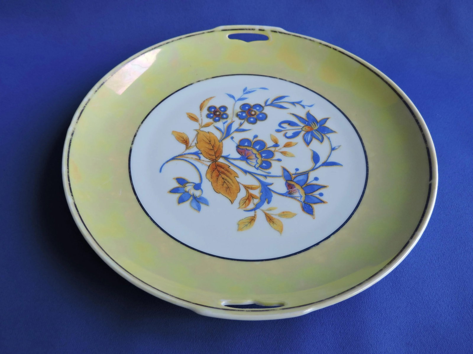 1930's German Bavarian Celebrate Porcelain Yellow Lusterware Handled Dish - 5