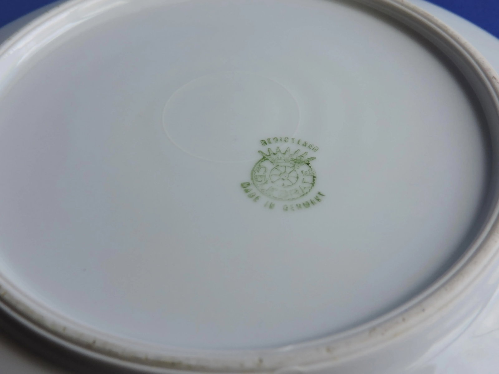 1930's German Bavarian Celebrate Porcelain Yellow Lusterware Handled Dish - 7