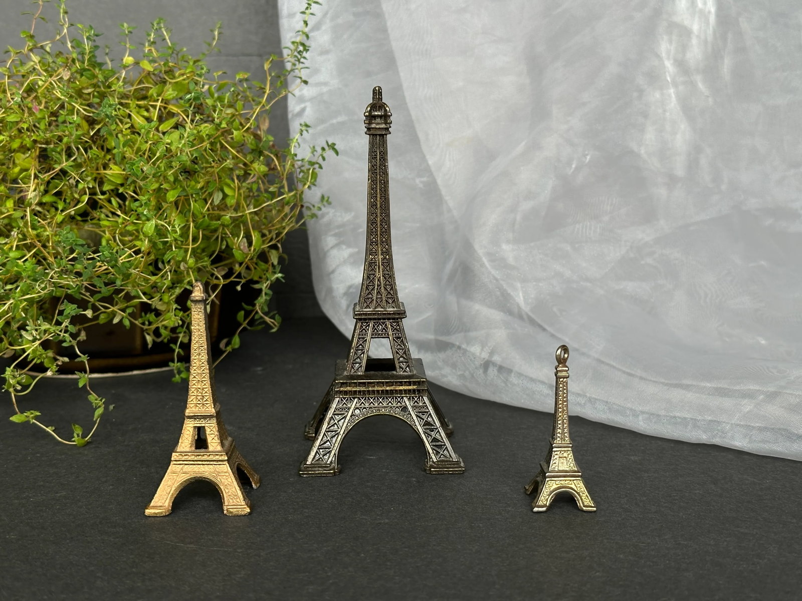 Eiffel Tower Architectural Monument Model Set of 3 - 2