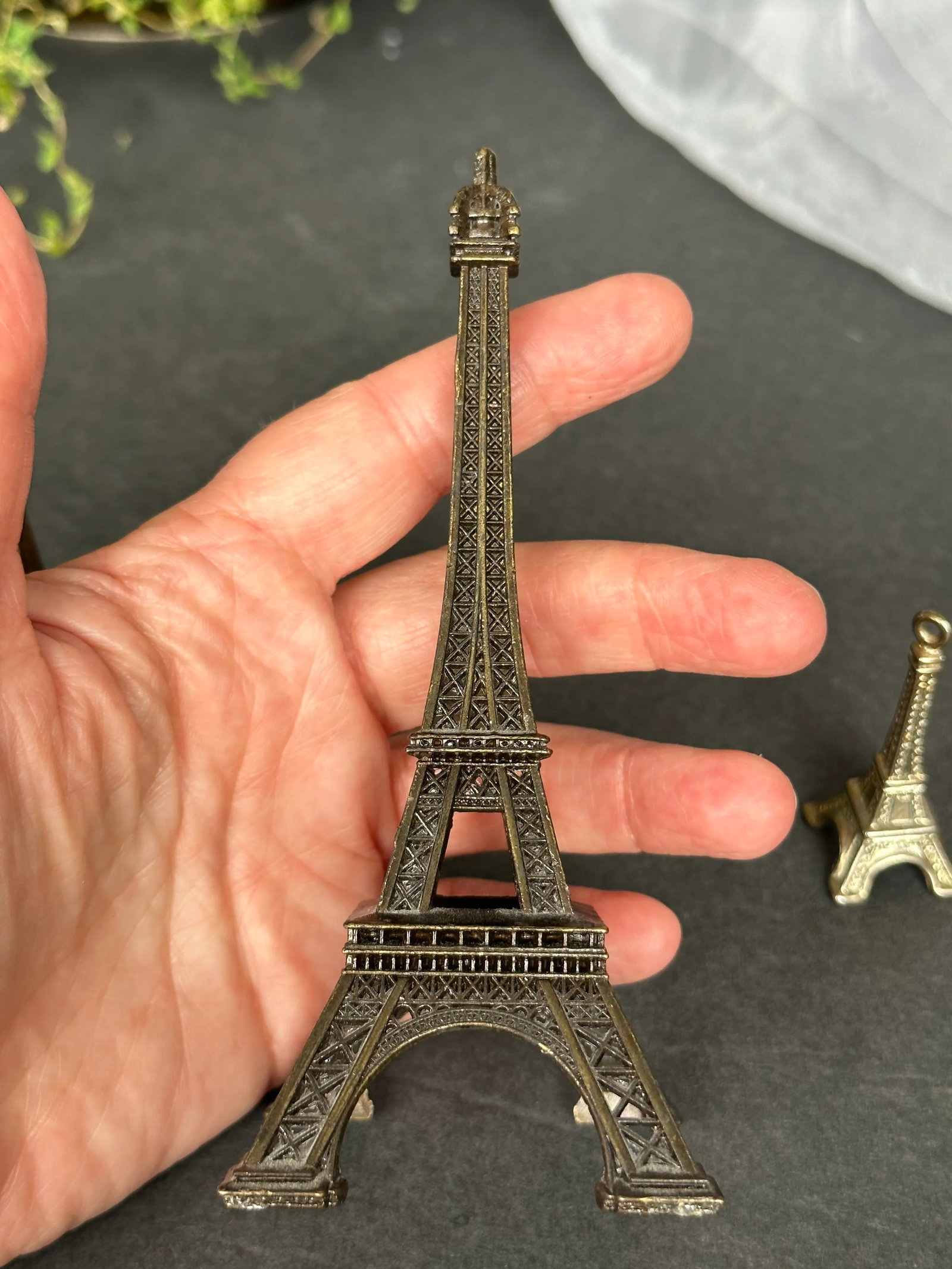 Eiffel Tower Architectural Monument Model Set of 3 - 9