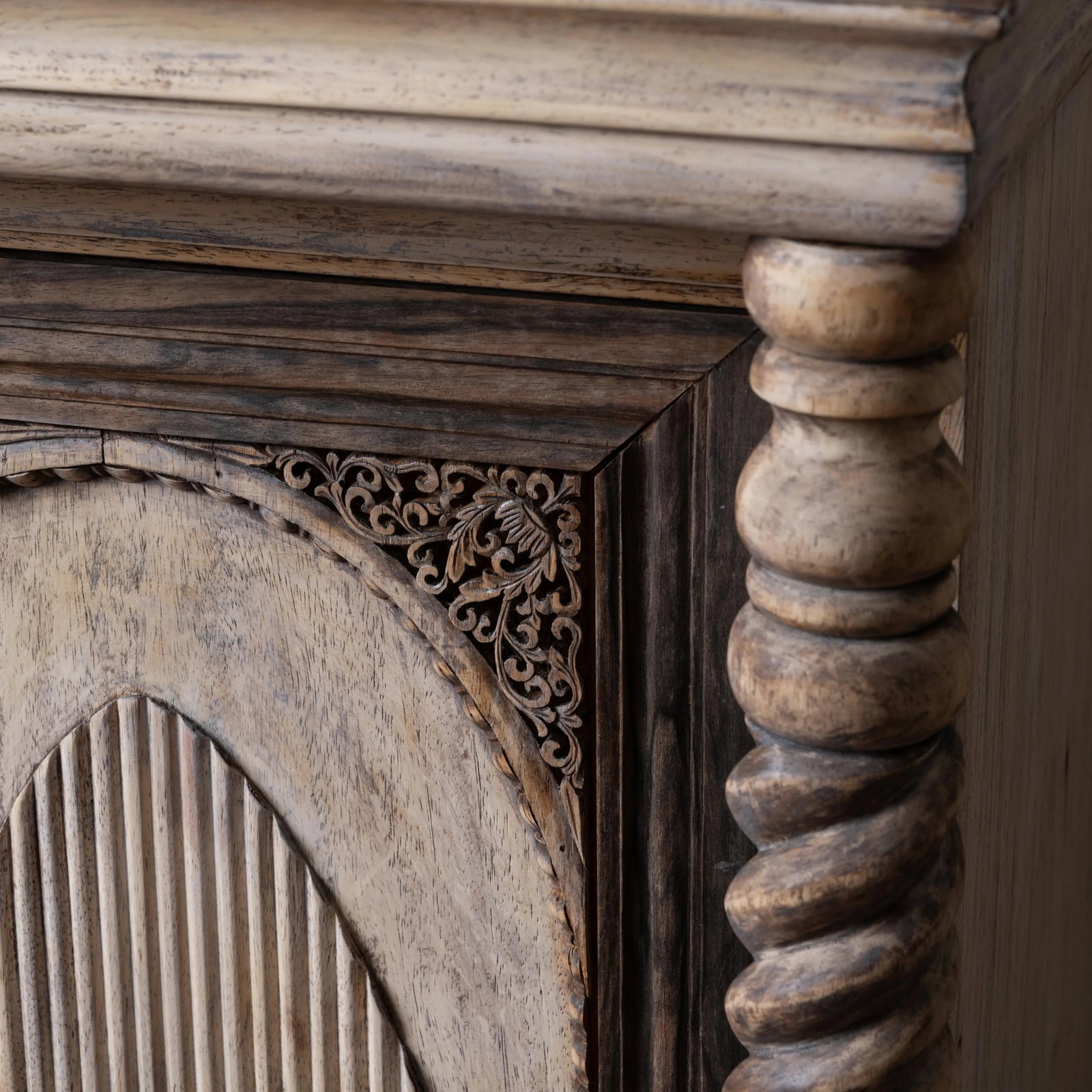 Comoda De Poste Altar Cabinet, Philippines - 3