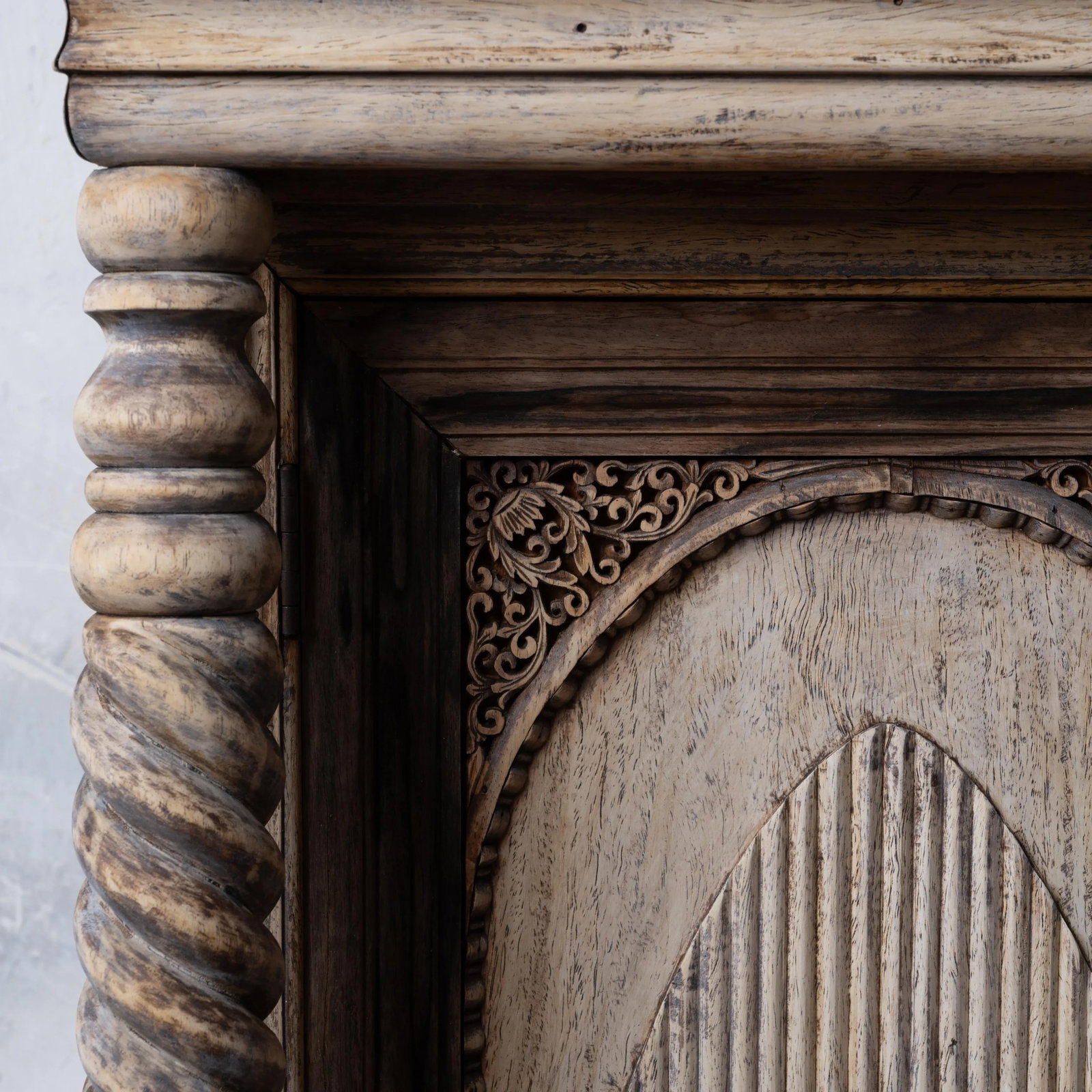Comoda De Poste Altar Cabinet, Philippines - 5