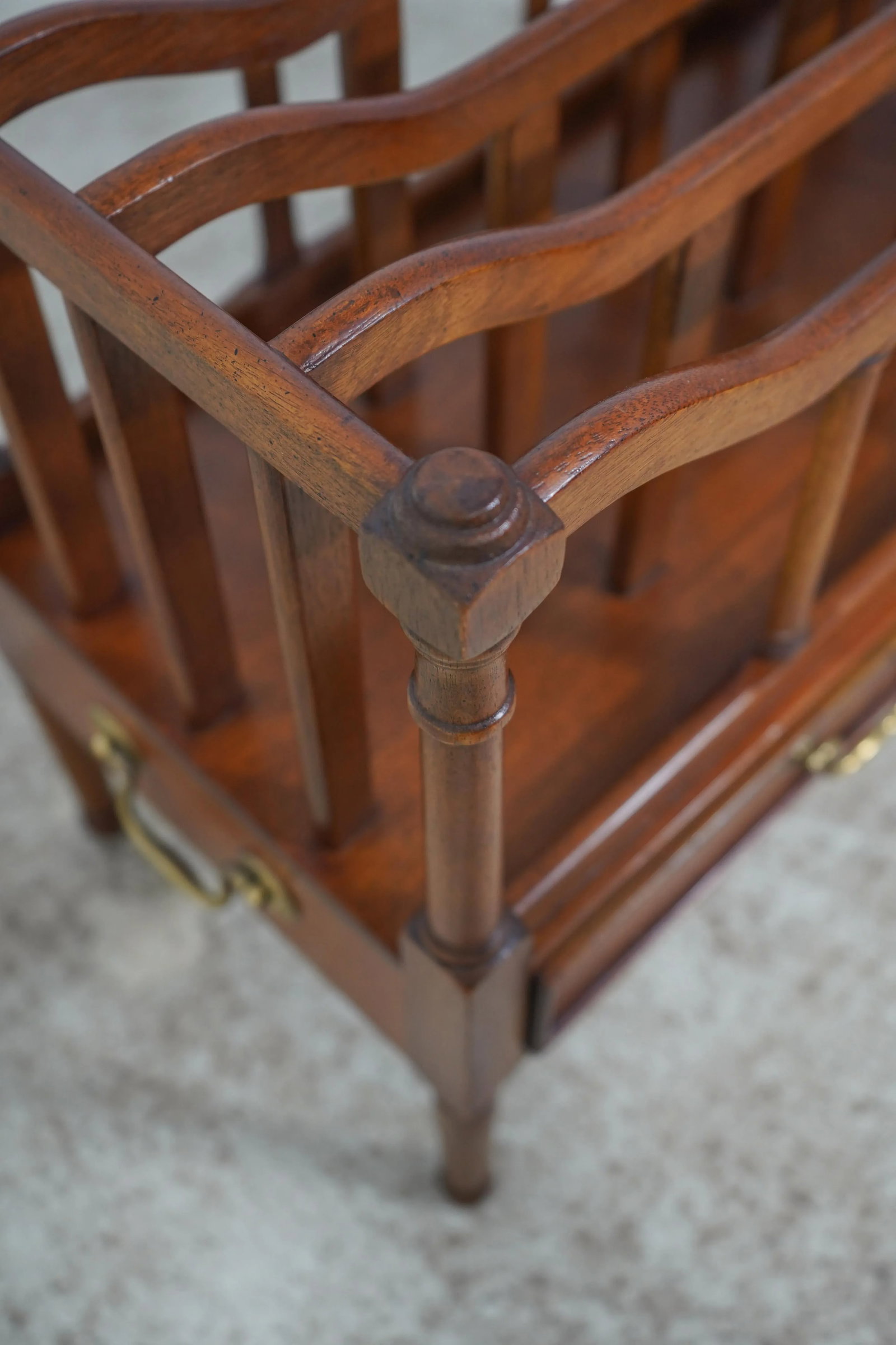 Wellington Hall 2 Drawer Mahogany Canterbury Magazine Rack - 6