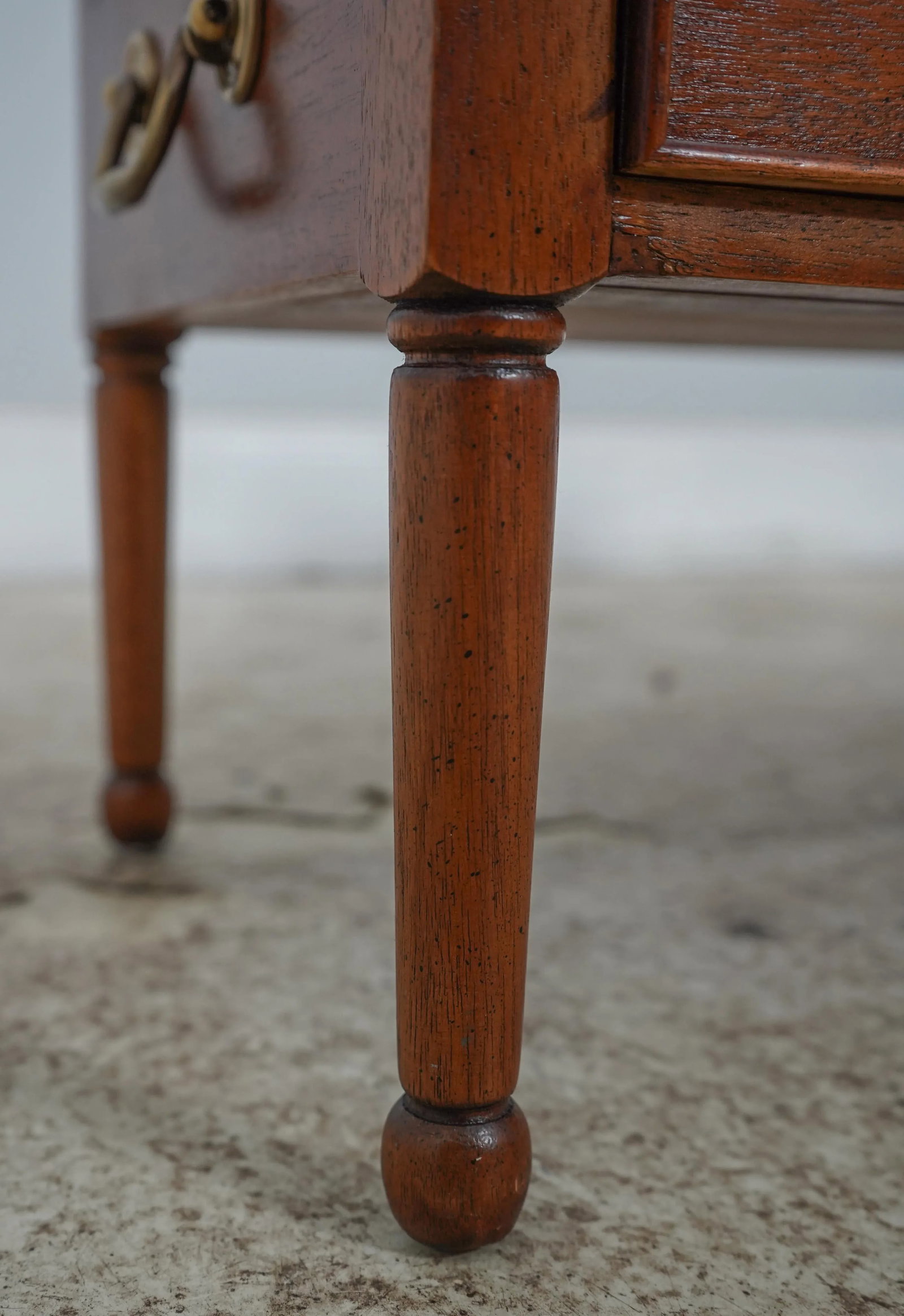 Wellington Hall 2 Drawer Mahogany Canterbury Magazine Rack - 7