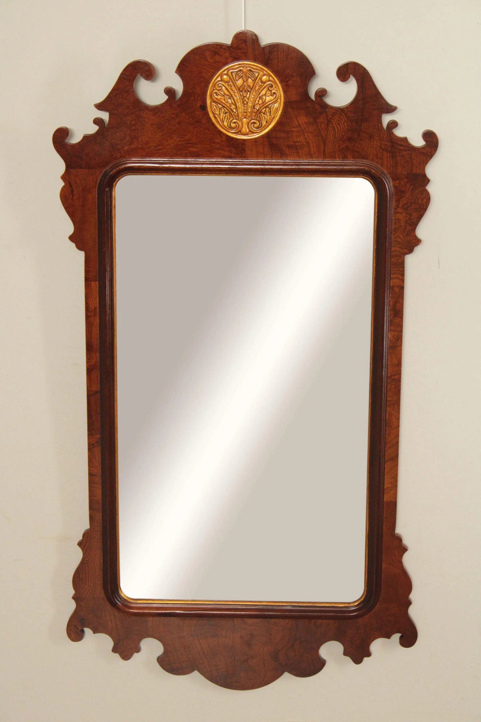 Henredon Chippendale Style Carved Mahogany 'Aston Court' Mirror - 2