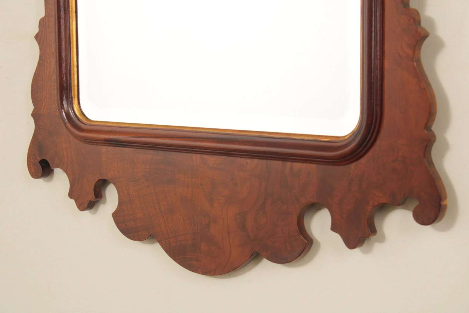 Henredon Chippendale Style Carved Mahogany 'Aston Court' Mirror - 9