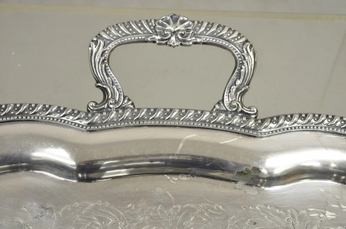 Early 20th Century English Victorian Large Silver Plated Scalloped Serving Platter Tray - 3