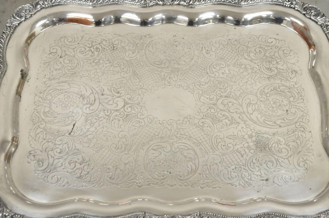 Early 20th Century English Victorian Large Silver Plated Scalloped Serving Platter Tray - 4