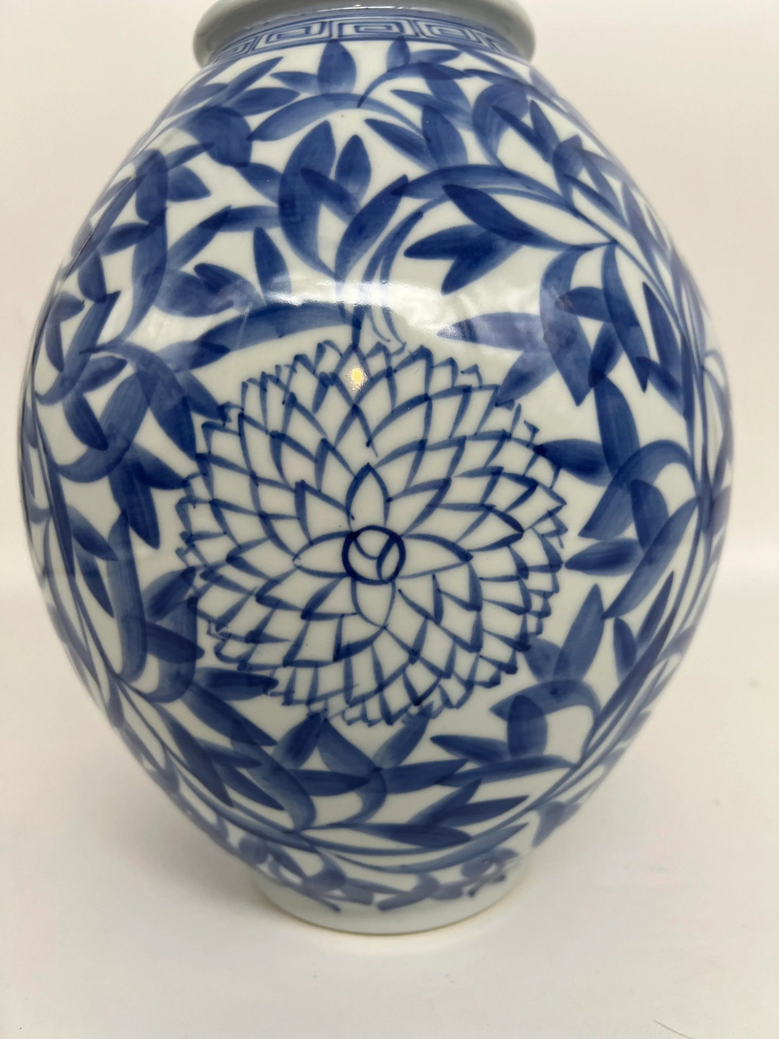 Vintage Japanese Blue and White Floral Bamboo Decorated Vase - 3
