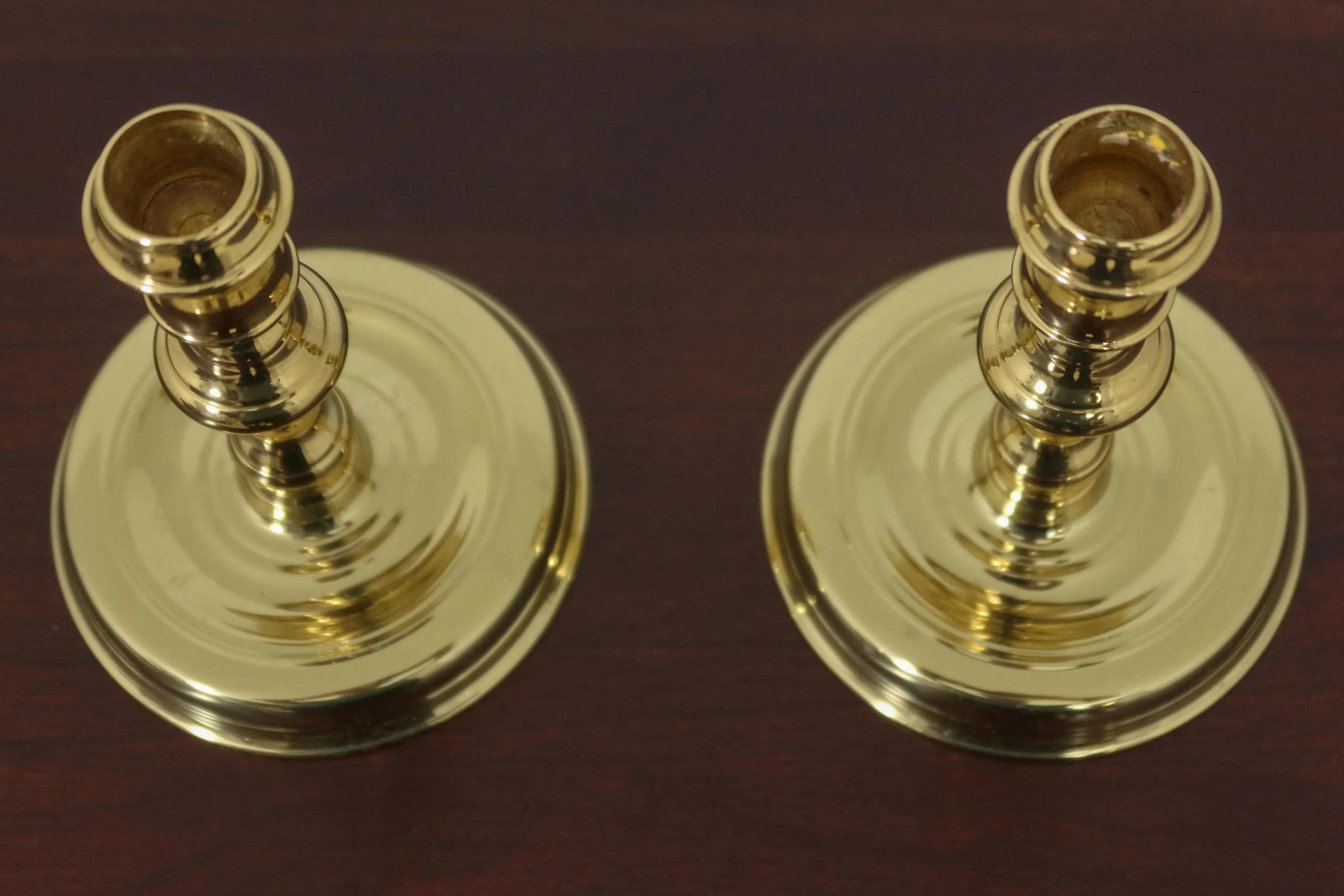 Pair Virginia Metalcrafters Cw-16-120 Colonial Williamsburg Brass Candlesticks - 2