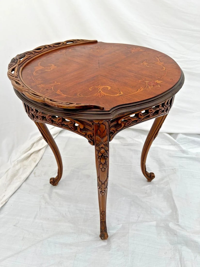 1920s Antique French Table Entry Stand Round Top Floral Hand Cut Inlays and Fret Work - 3